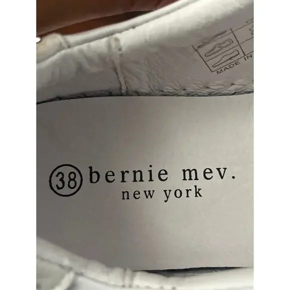 Women's Bernie Mev Odell Leather Sneaker White Rhinestones Memory Foam Sz 38/7 - Picture 6 of 7